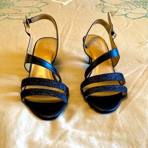 Naturalizer, Taimi Navy Metallic Sandals